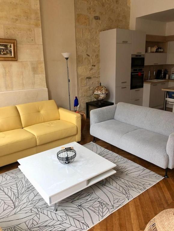 Fantastic 3-room Heart Of Les Chartrons - Apartment *