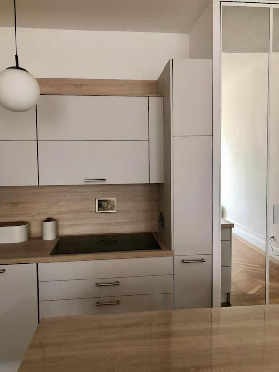 Fantastic 3-room Heart Of Les Chartrons -