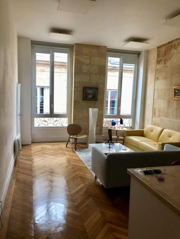 Fantastic 3-room Heart Of Les Chartrons -