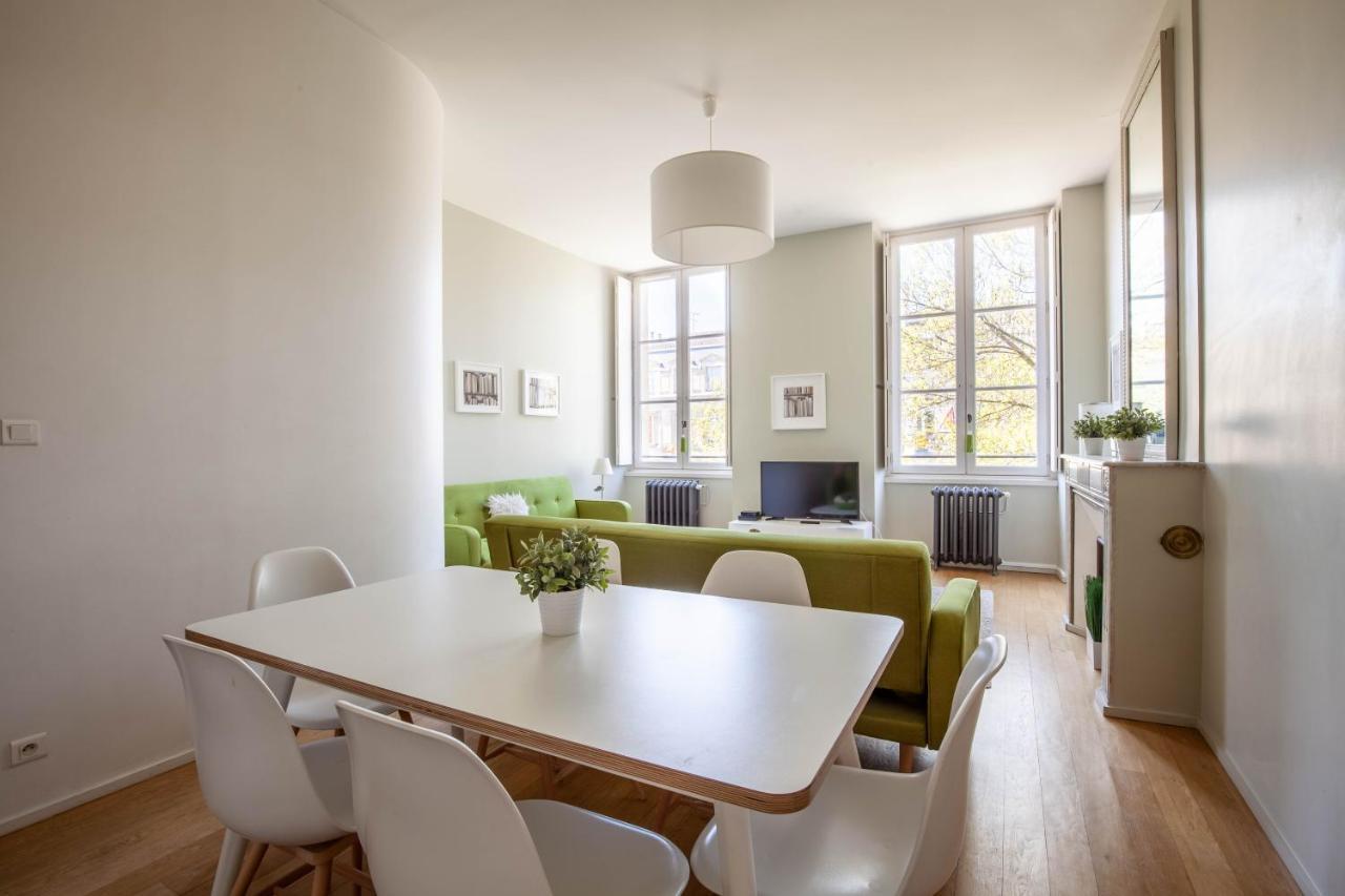En Hyper Centre - Jardin Public Apartment