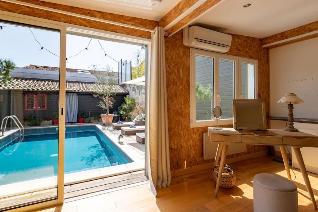 Oasis De Maritime Avec Piscine - Tres Jolie Maison De En Pierre Avec Piscine *