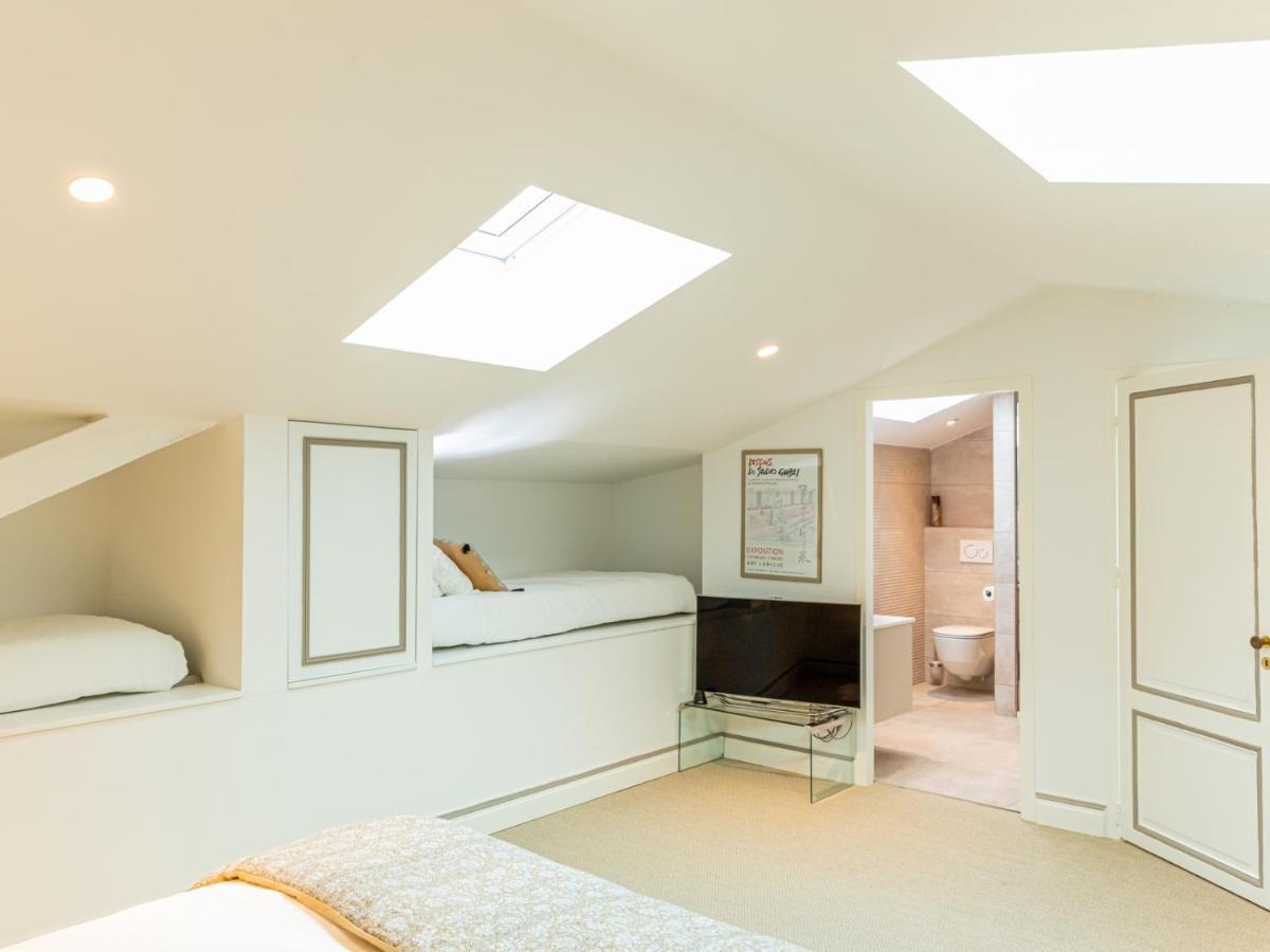 Maison Familiale Chartrons 250m2 Jardin + Piscine Ferienhaus *