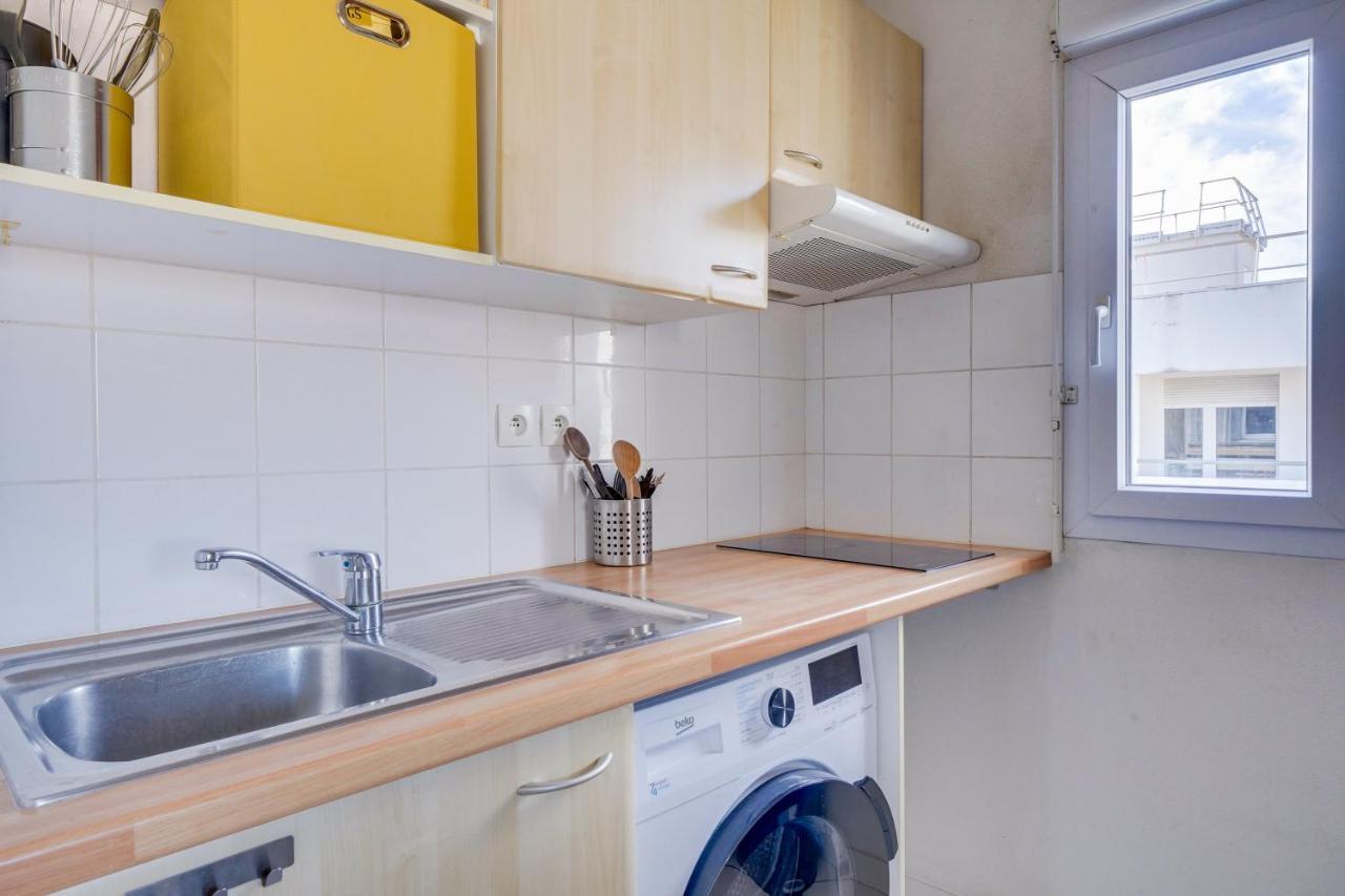 Avec Parking Apartment *