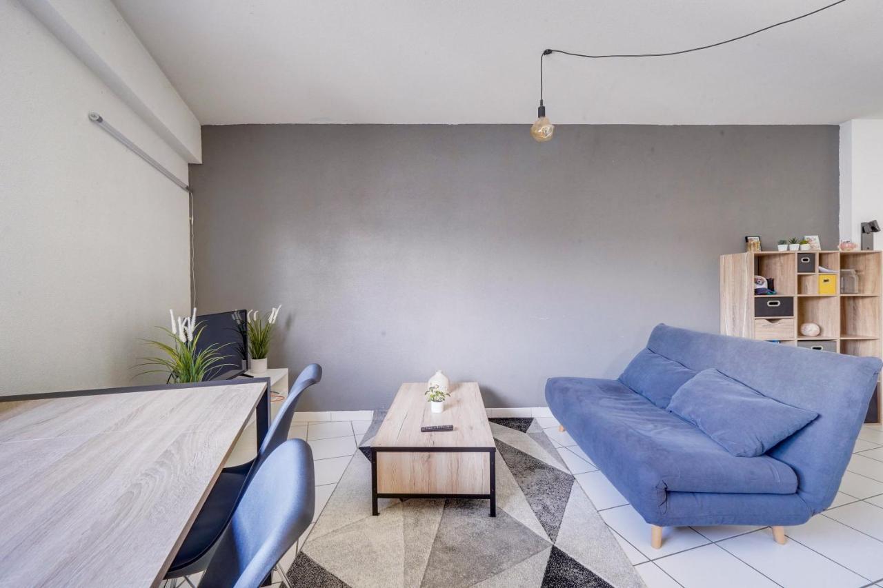 Apartment Avec Parking *