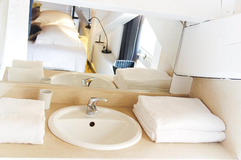 Apartment 444 Tourny - Localisation Exceptionnelle 2 Avec Ascenseur Et Parking
