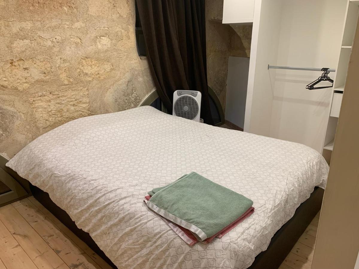 Apartamento Cosy Avec Climatisation Et Patio Centre Historique De Bordéus