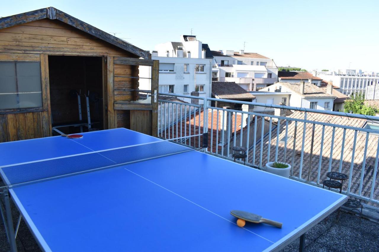 Superbe 3 Pieces Avec Terrasse 50 M2 10 Minutes A Pieds Du Centre 2 Chambres Et Un Salon * Bordeaux