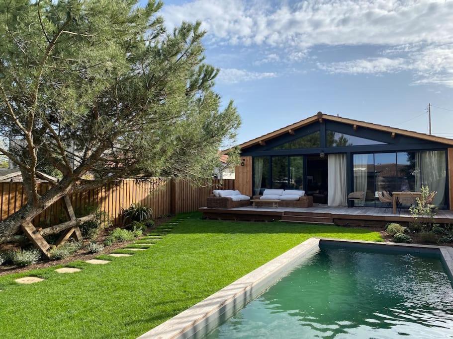 Villa Et Dependance Avec Piscine *