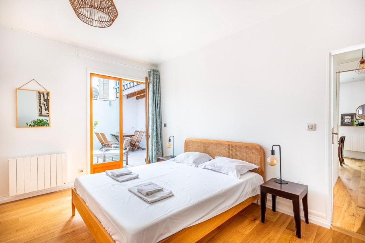 Beautiful Center With Terrace Apartment *