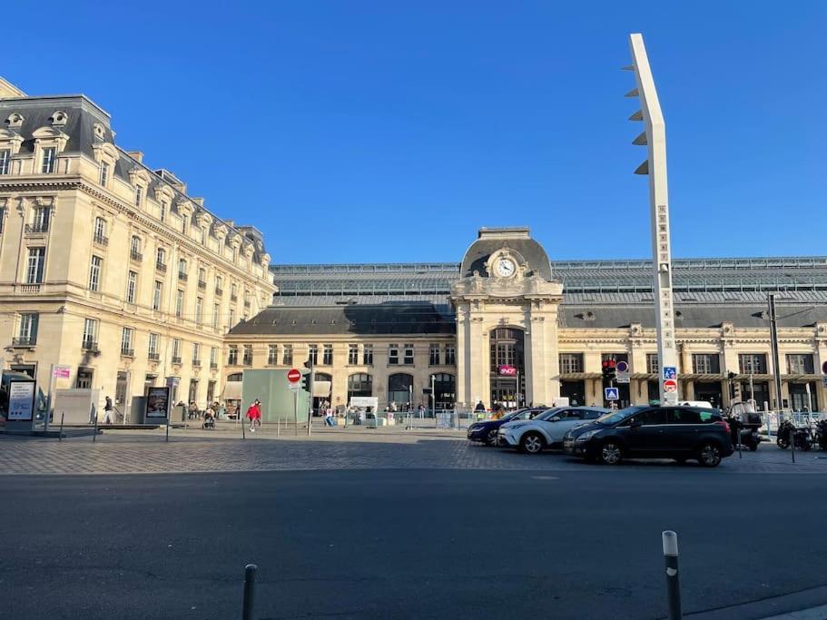 En Face De La Gare Saint Jean Bordeaux