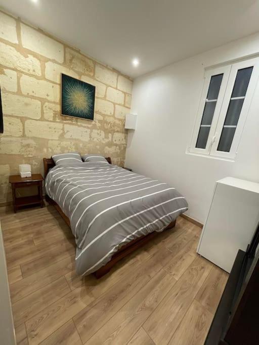 Apartment En Face De La Gare Saint Jean