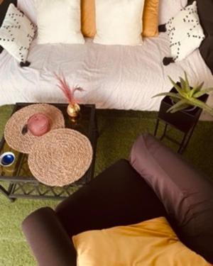 Privée Avec Grande Terrasse Au Centre Séjour chez l'habitant