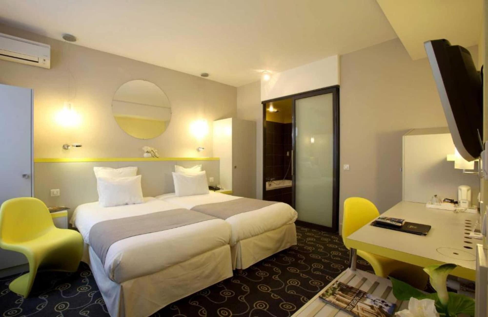 Western Grand Francais Hotel 3*