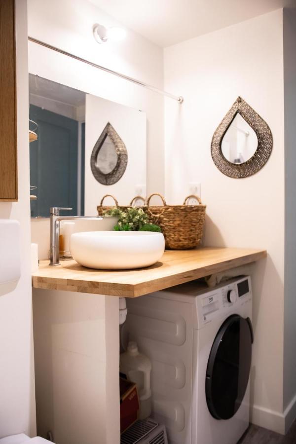 Rare Gem 2 Steps From The Heart Of Apartment Bordeaux