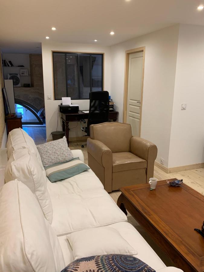 Avec Salle De Bain Et Cuisine Privee Centre Historique Avec Climatisation Et Patio Hospedagem domiciliar