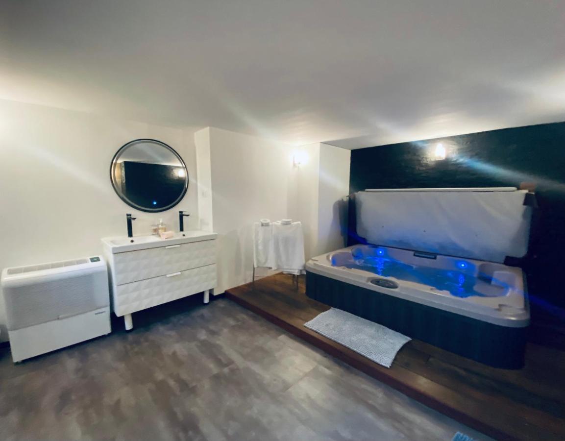 Apartment Mieuxqualhotel Jacuzzi Privatif Velvet Desire