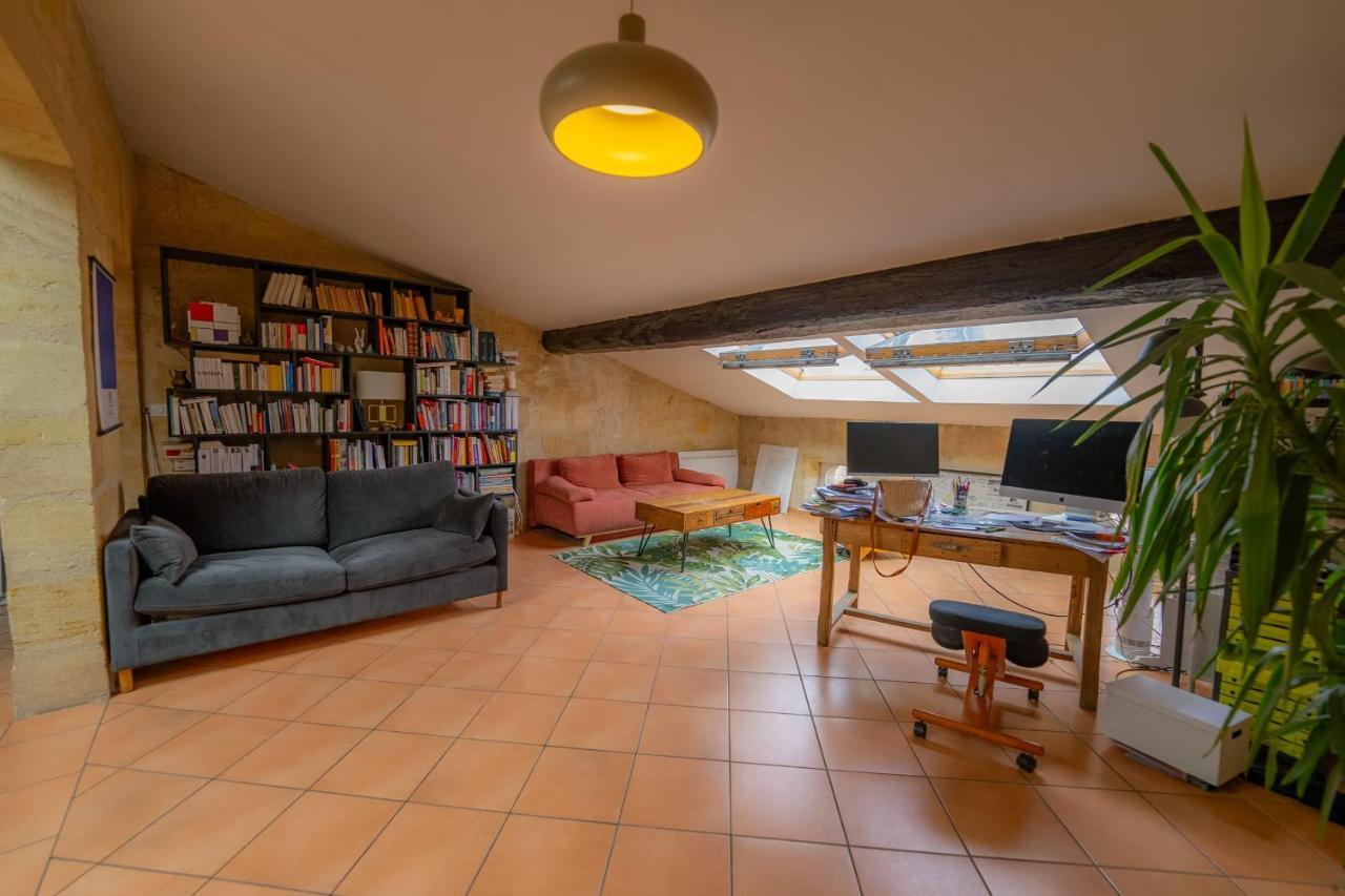 Spacious And Cozy Nest In The Heart Of