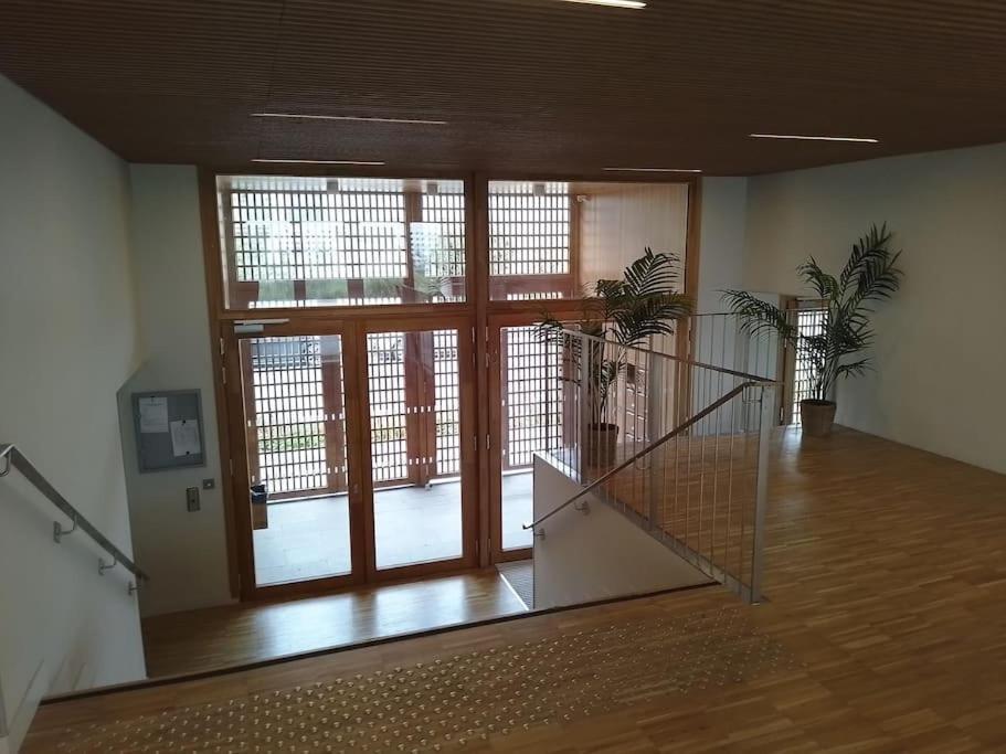 Harmonia, Apartment