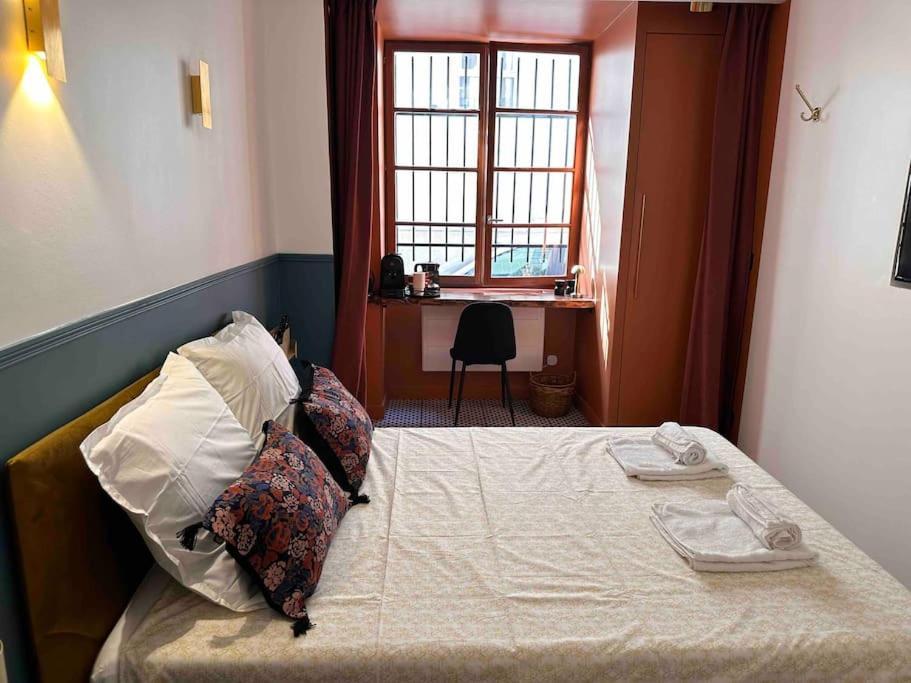 Hyper Centre Apartment