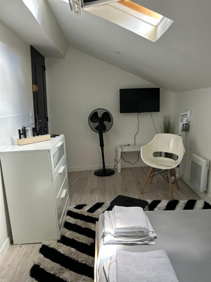 Apartment Petit T2 A 5 Min De La Gare Bordeaux