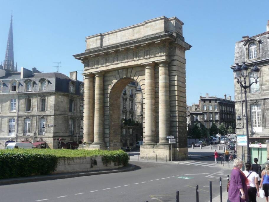 Cosy - Pont De Pierre *