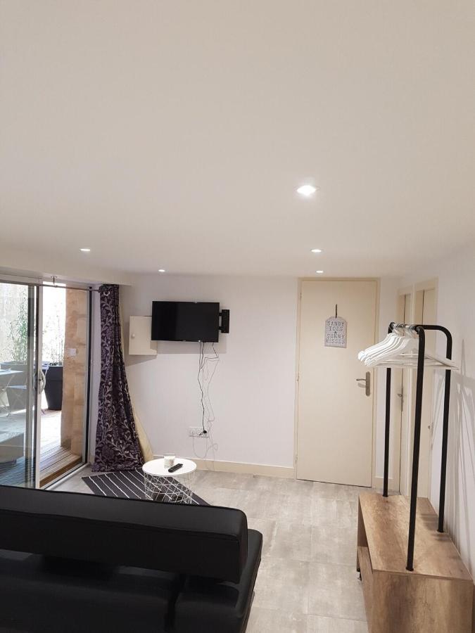 Apartment Grand Studio Avec Patio - Jardin Public *