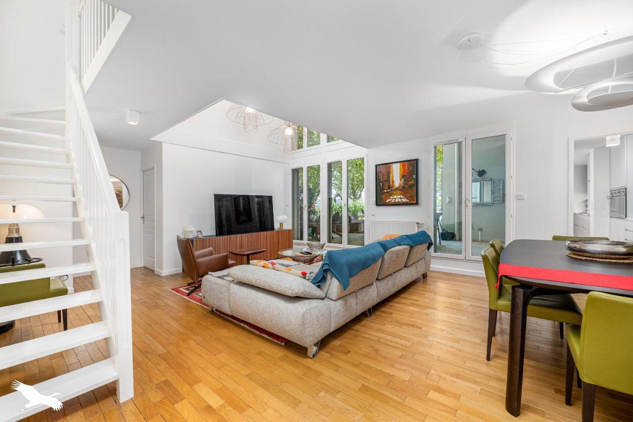 Apartment Duplex Avec Vue Sur La Garonne Bordeaux