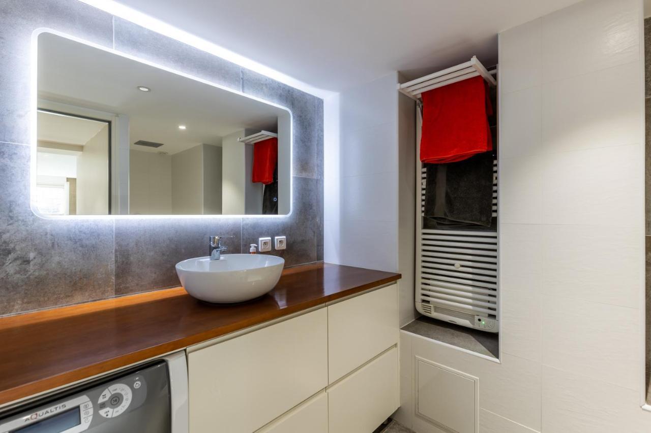 50m2 Parfait Etat Avec Piscine Privee * Bordeaux
