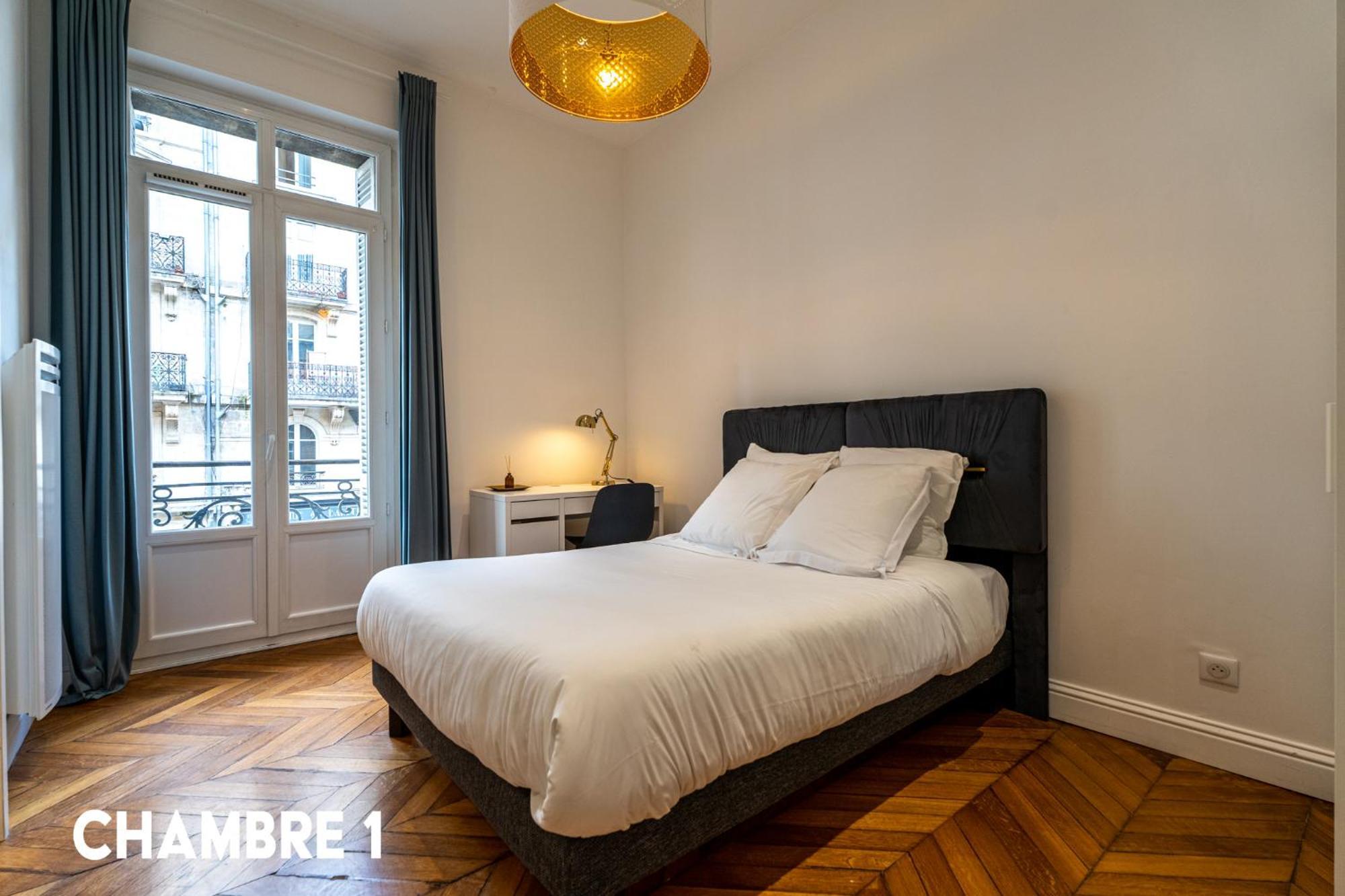 Madeleine's Rated 8 Traveller Center Appartments Apartment