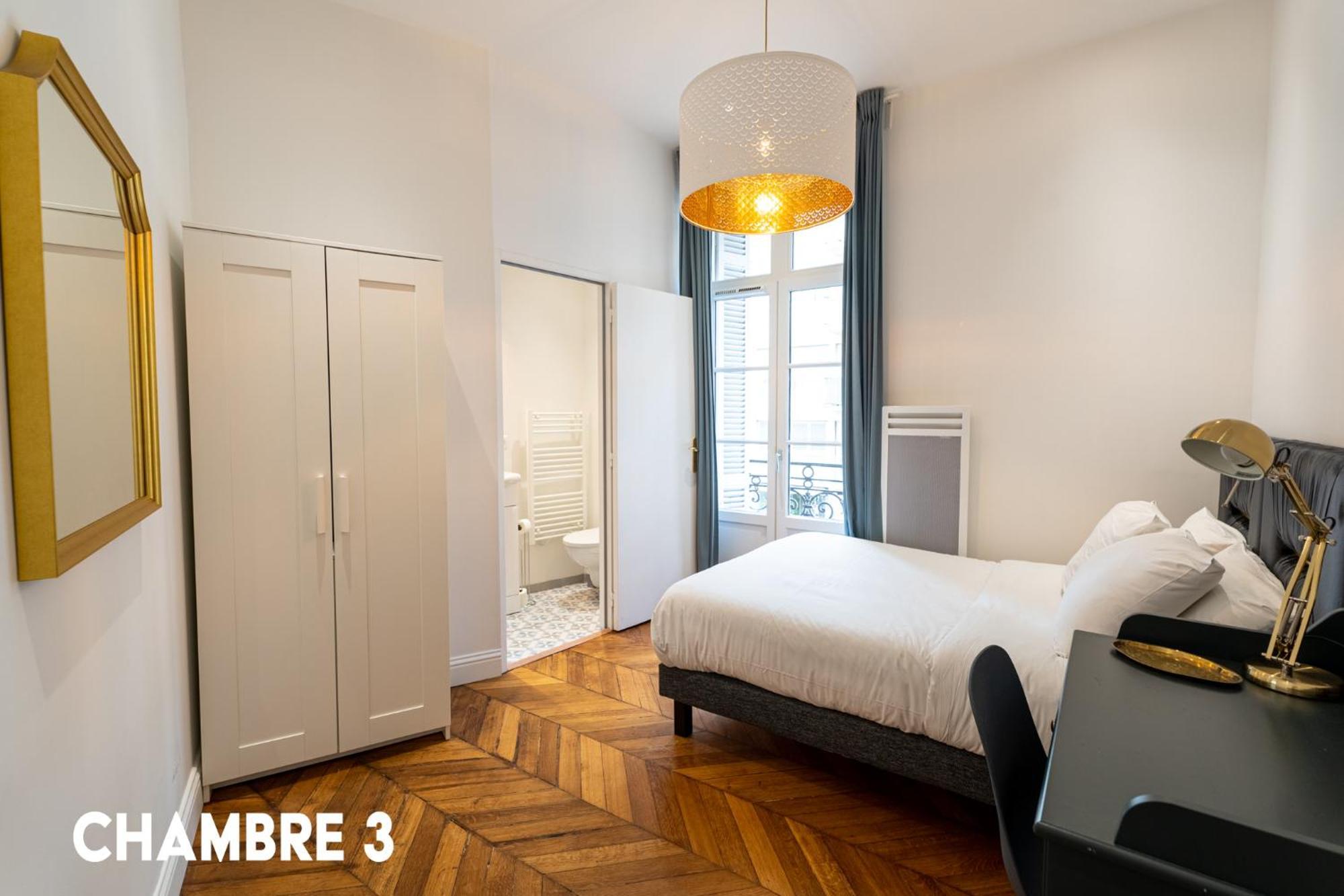 Apartment Madeleine's Rated 8 Traveller Center Appartments Bordeaux