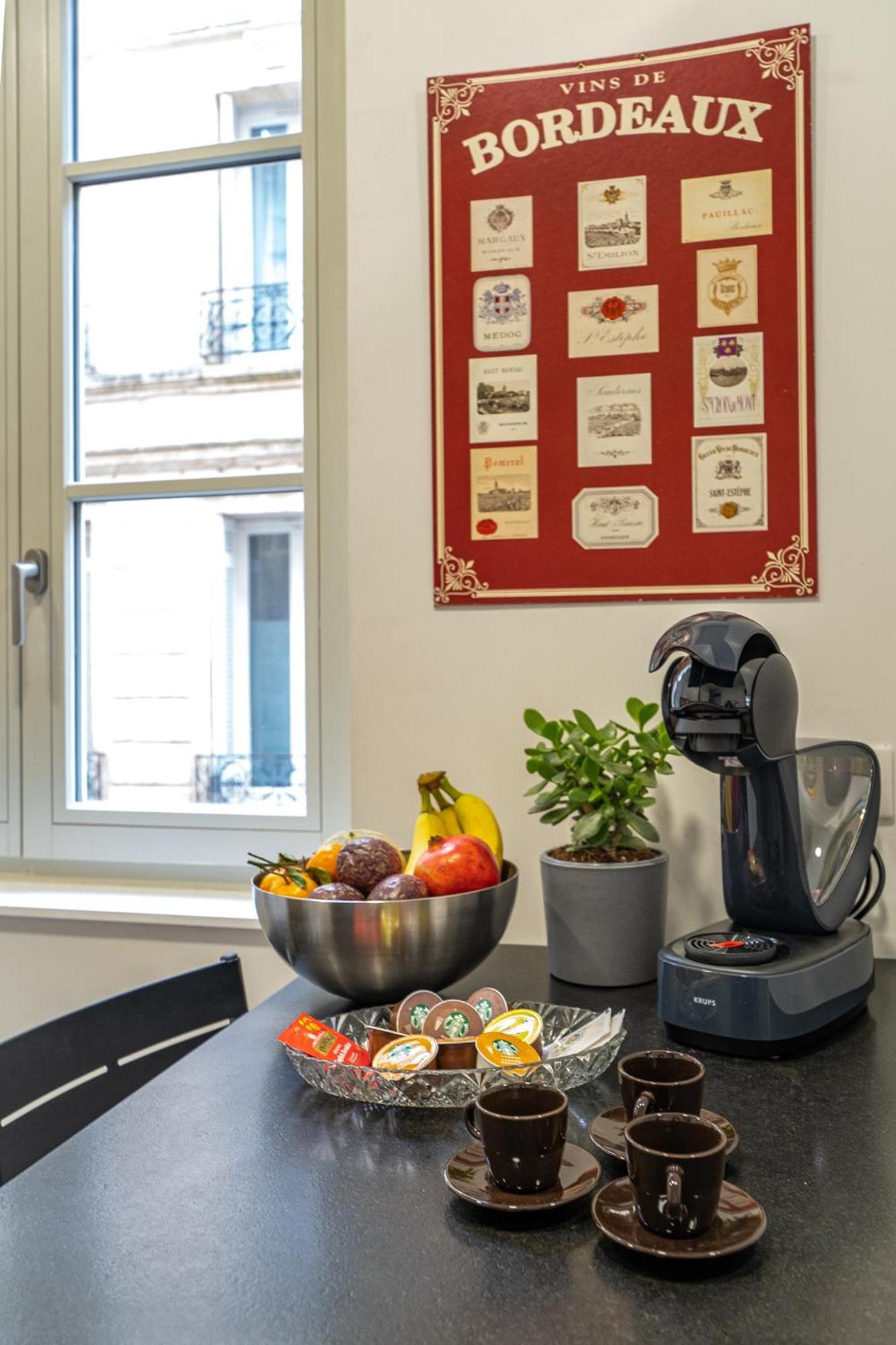 Apartment Madeleine's Rated 8 Traveller Center Appartments Bordeaux
