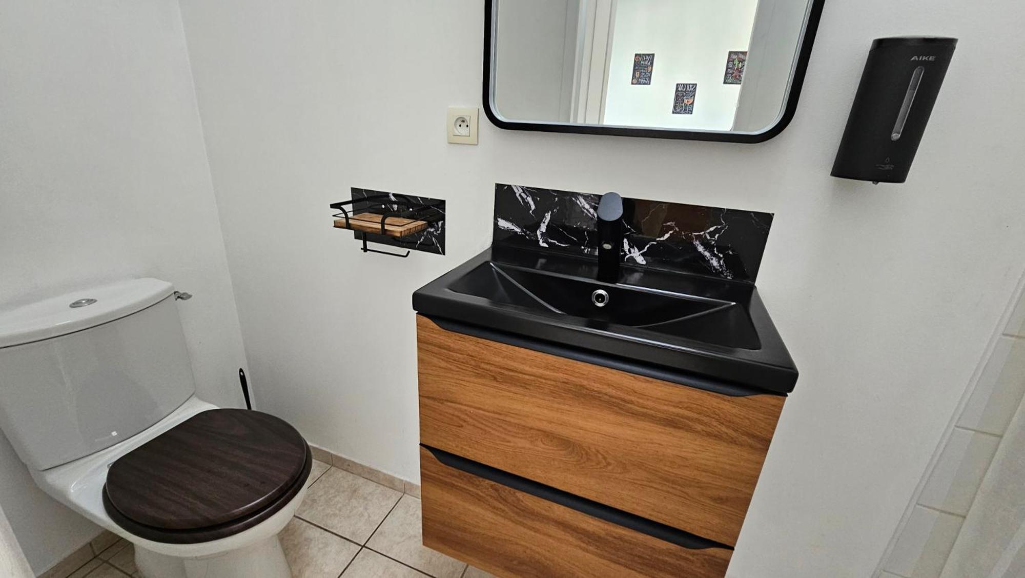 Séjour chez l'habitant Bed To Rent - Maison Calme Avec Jacuzzi Sous Supplement *