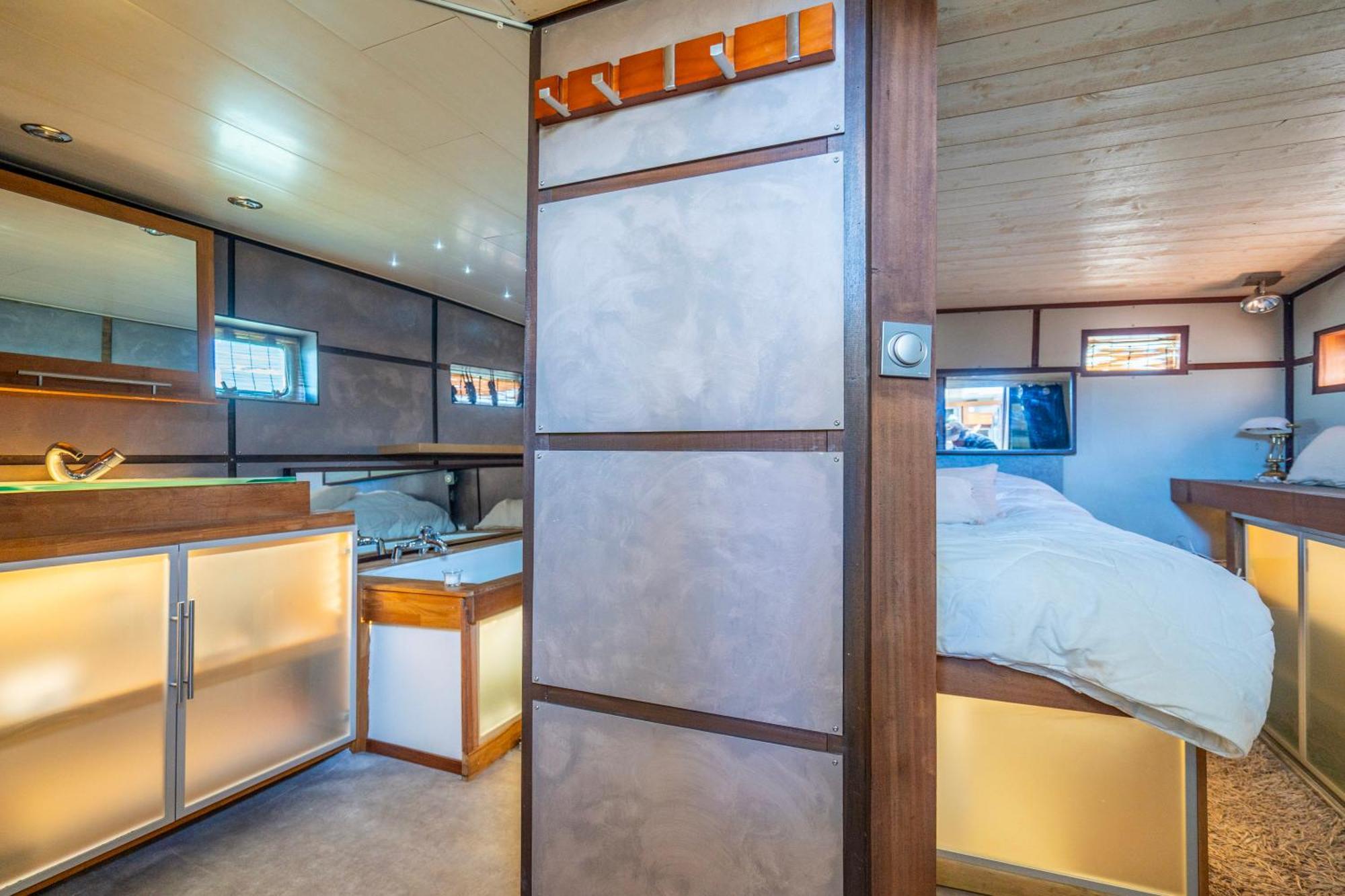 Boat, Vintage Yacht *
