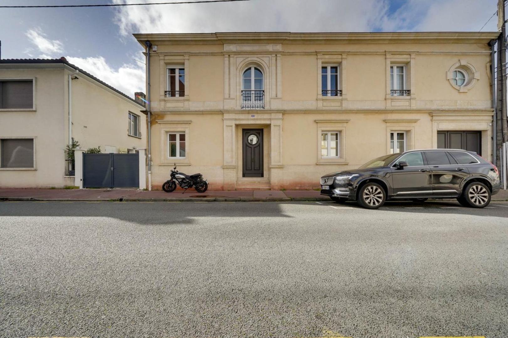 Very Beautiful Family House With Pool Guest house