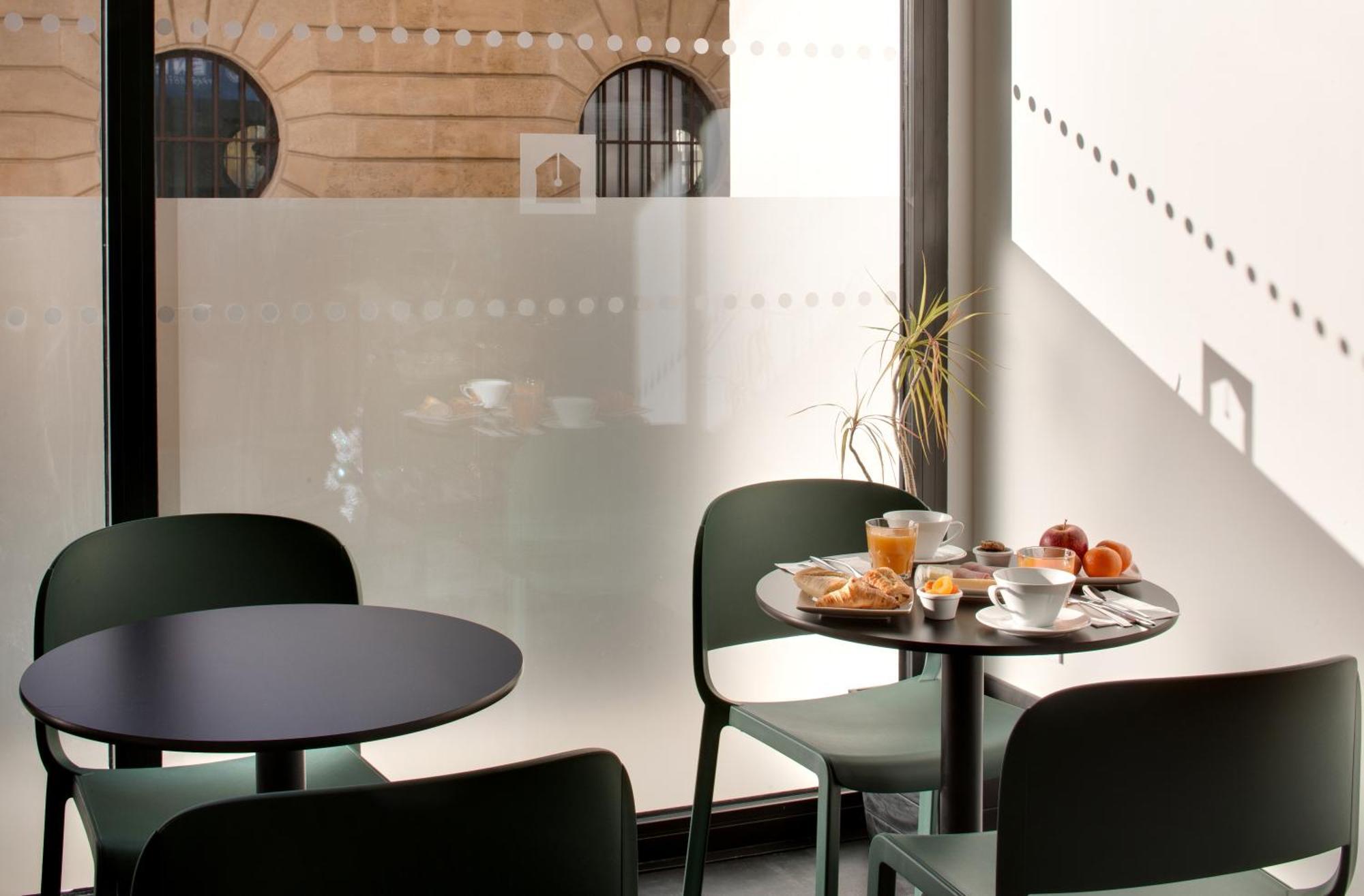 Teneo Maritime - Cite Du Vin Aparthotel 2*
