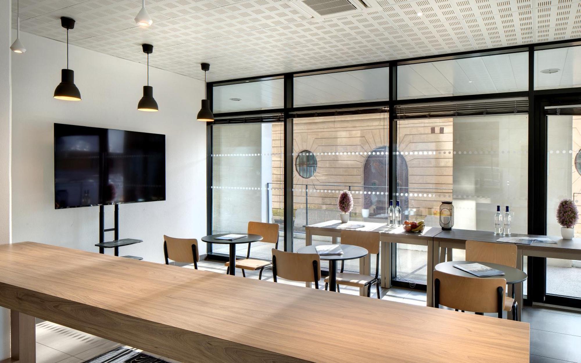 Aparthotel Teneo Maritime - Cite Du Vin 2*
