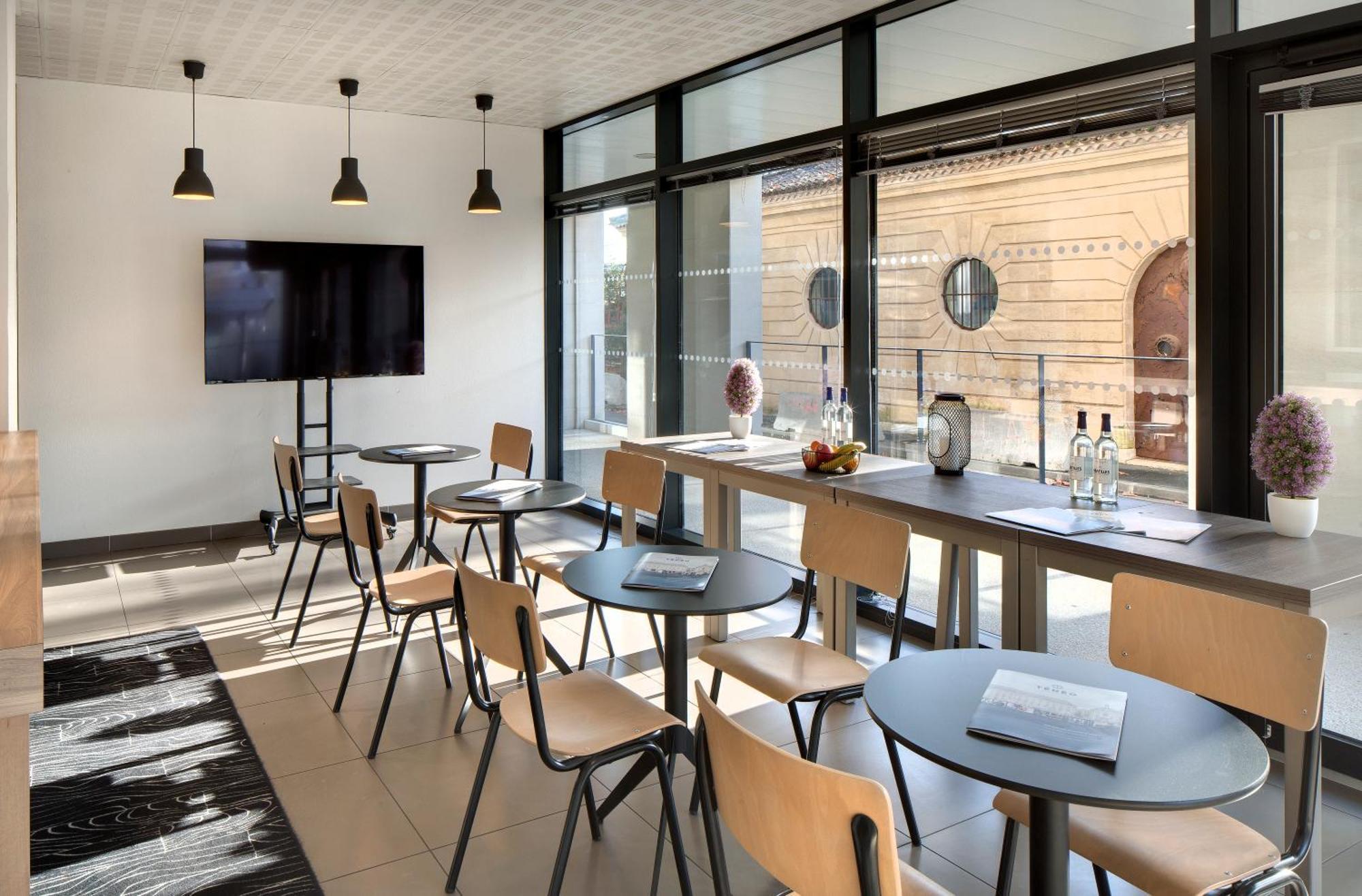 Aparthotel Teneo Maritime - Cite Du Vin Bordeaux