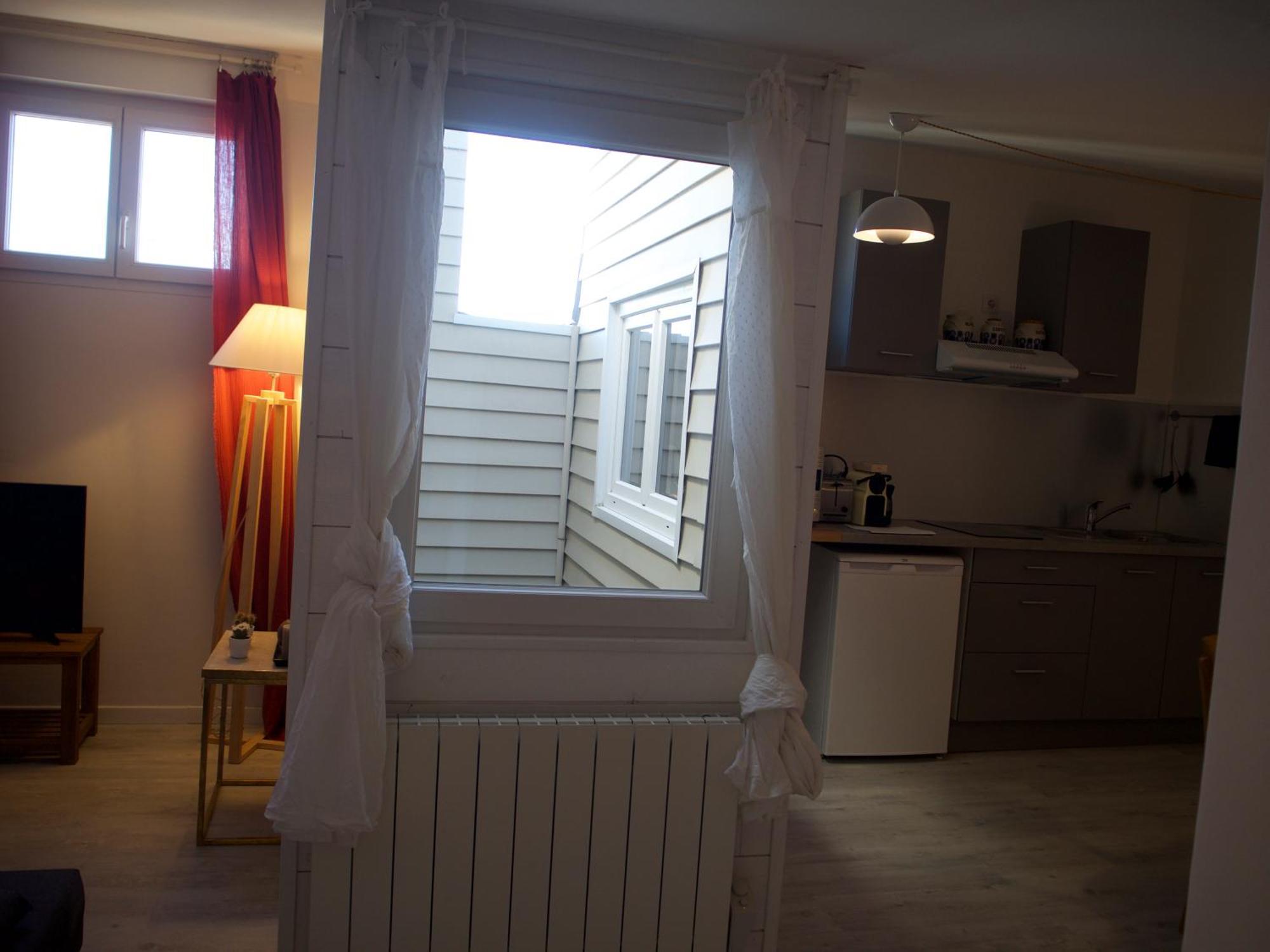 2 Pieces Cosy Gare Bordéus
