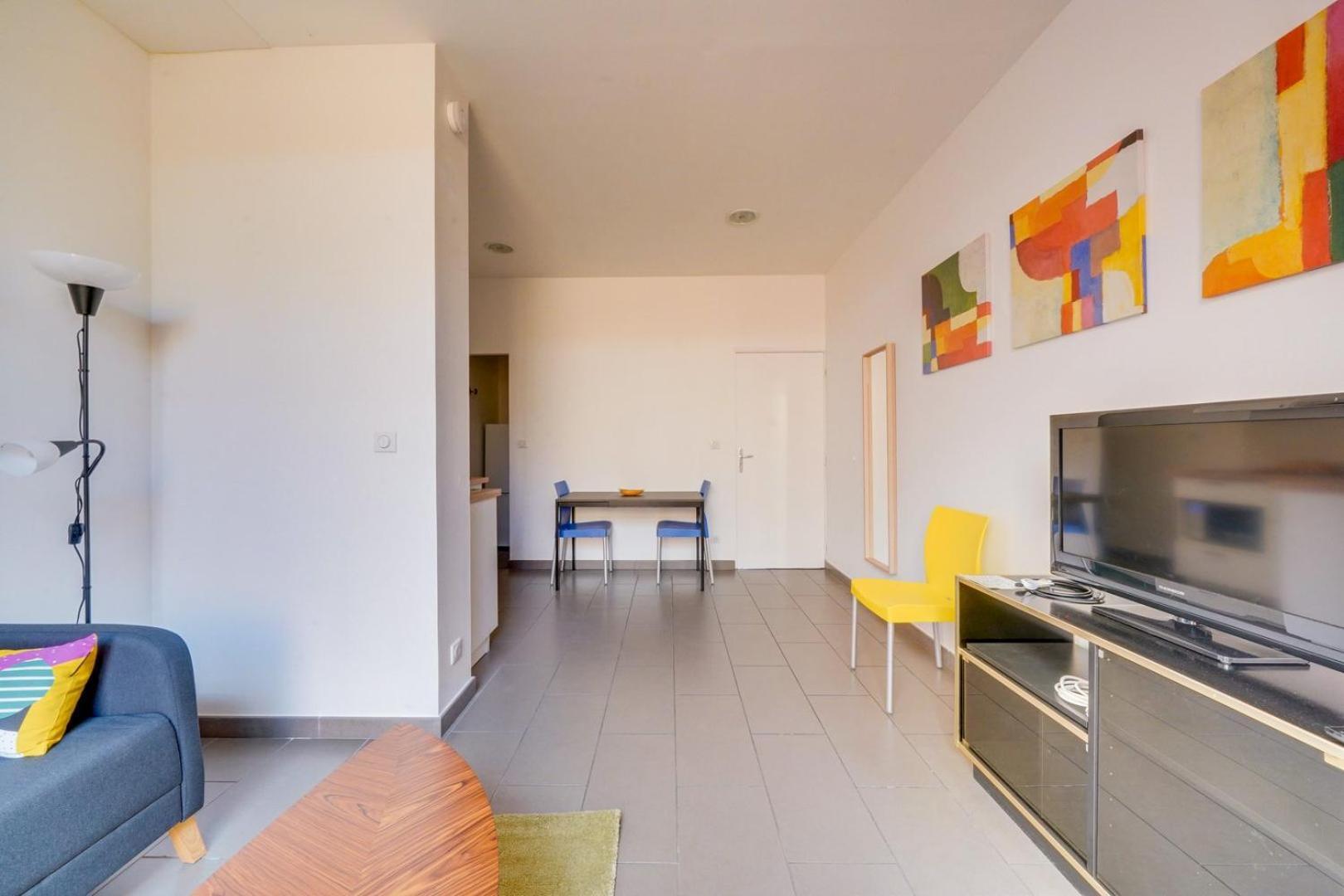 Jolie Petite Maison De *