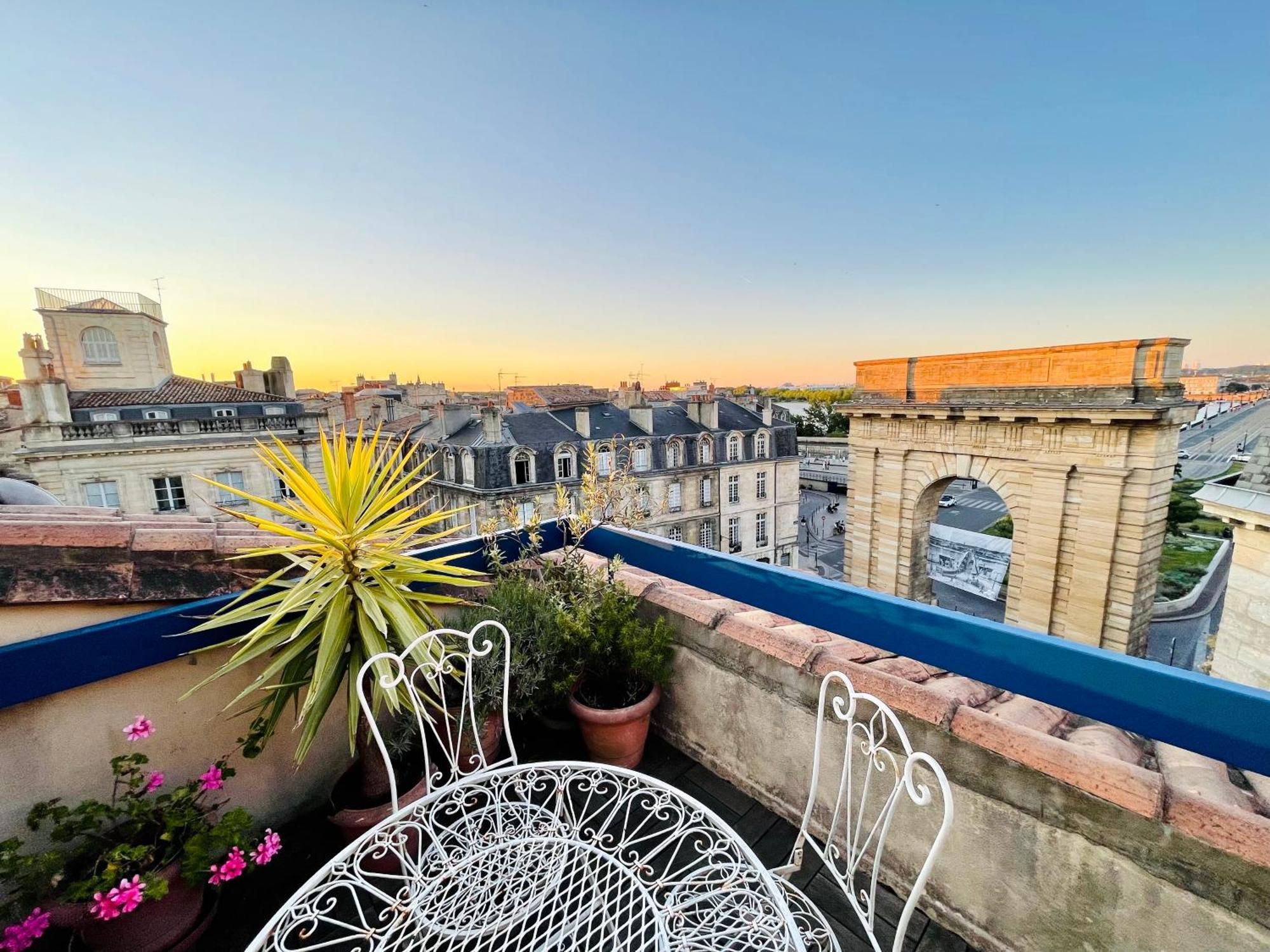 Terrace Bordeaux