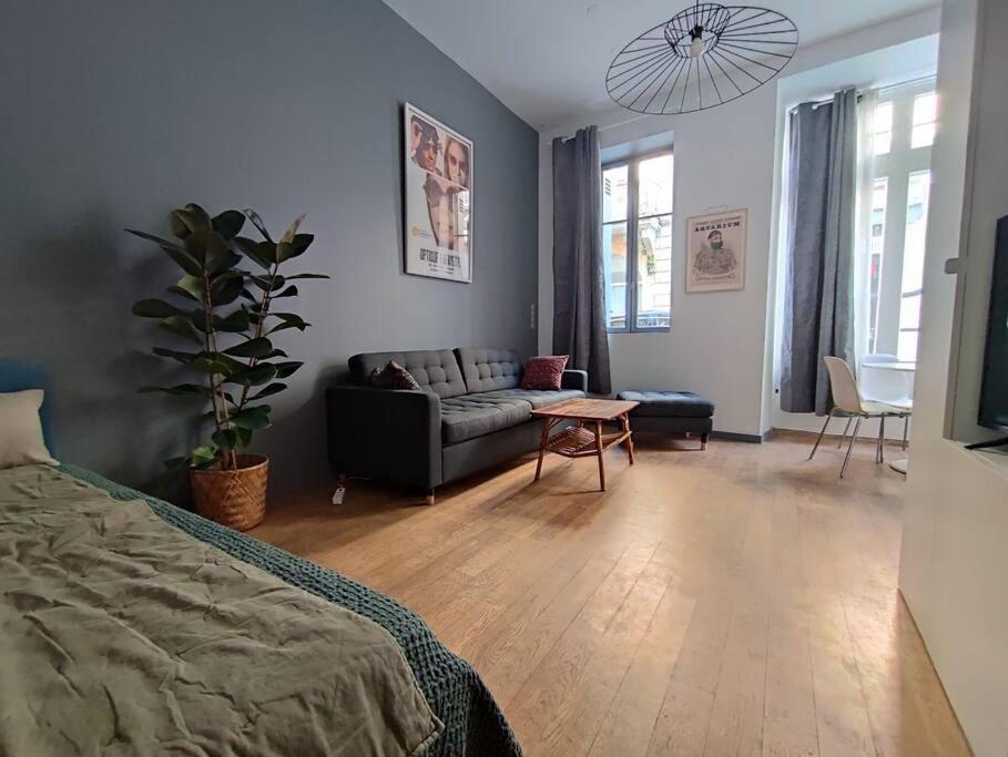 Apartment In The Heart Of The Chartrons