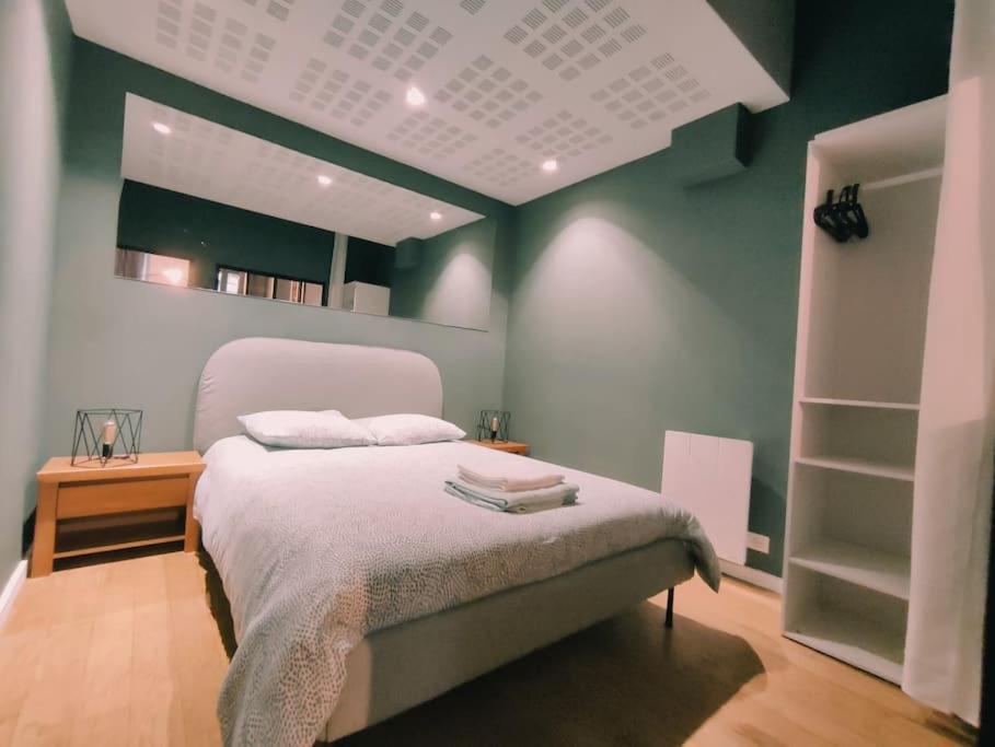 Apartment In The Heart Of The Chartrons *