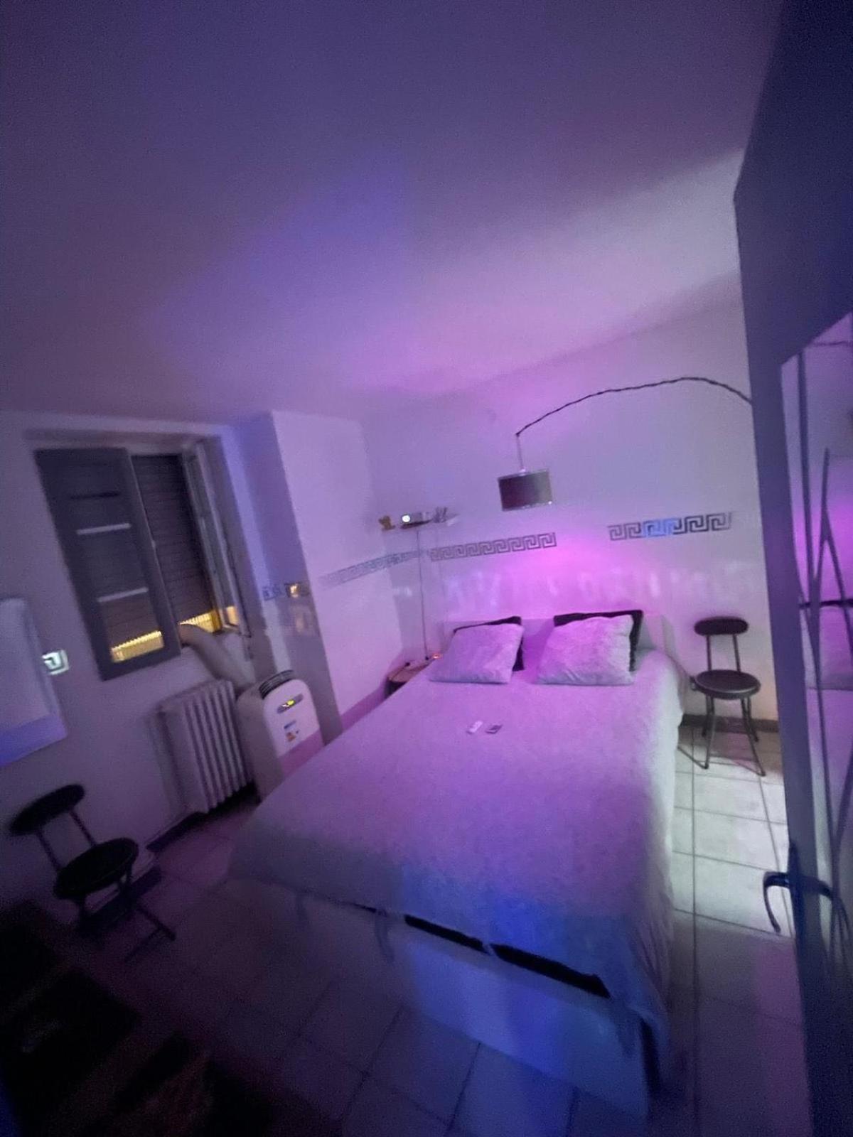 Jacuzzi Au Coeur De Apartment