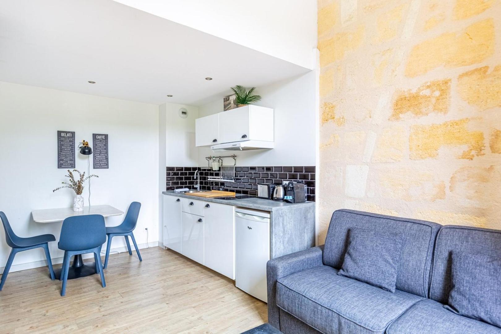 Sweet Gare St Jean Appartement *