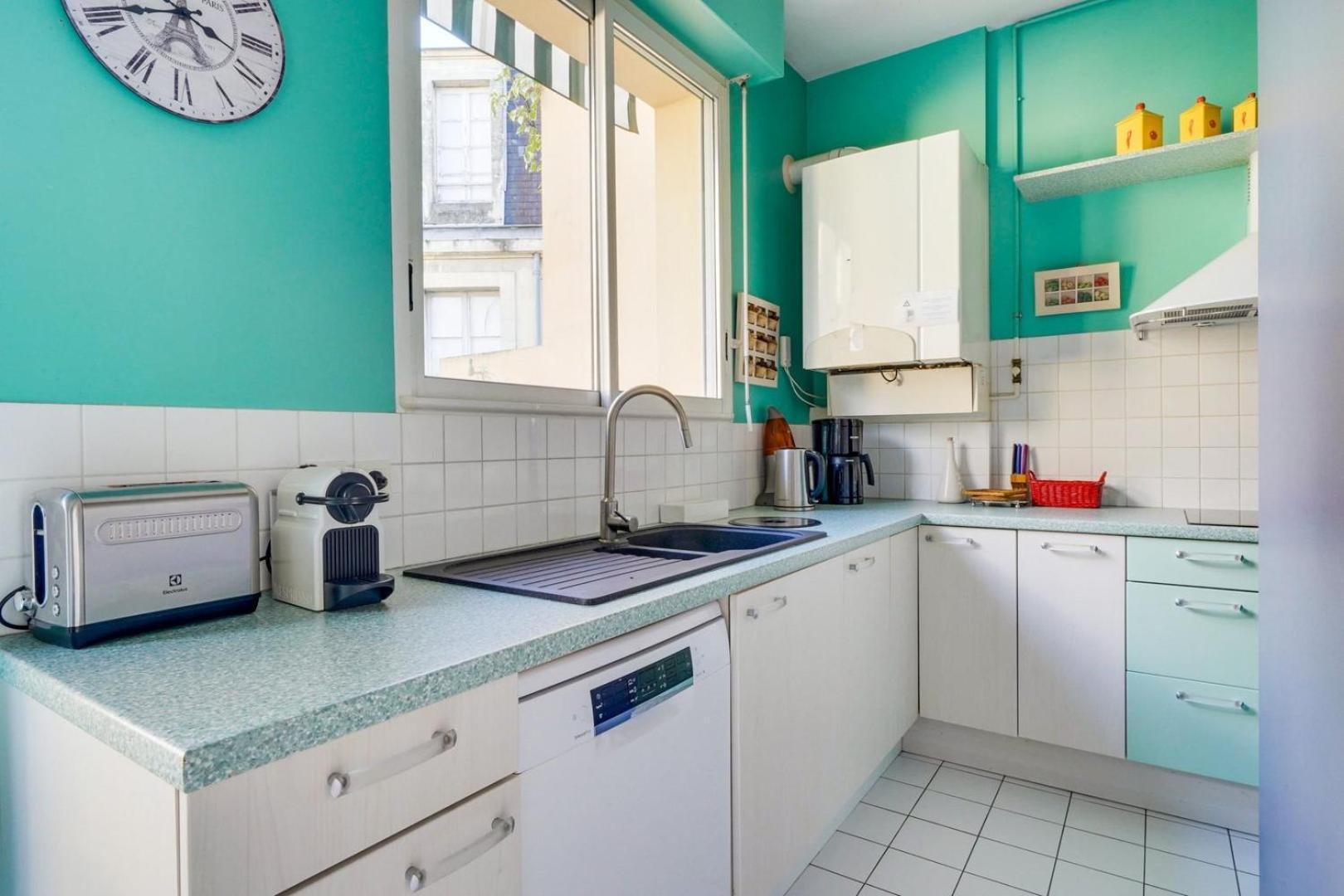 Lovely With Exceptional Terrace Apartment