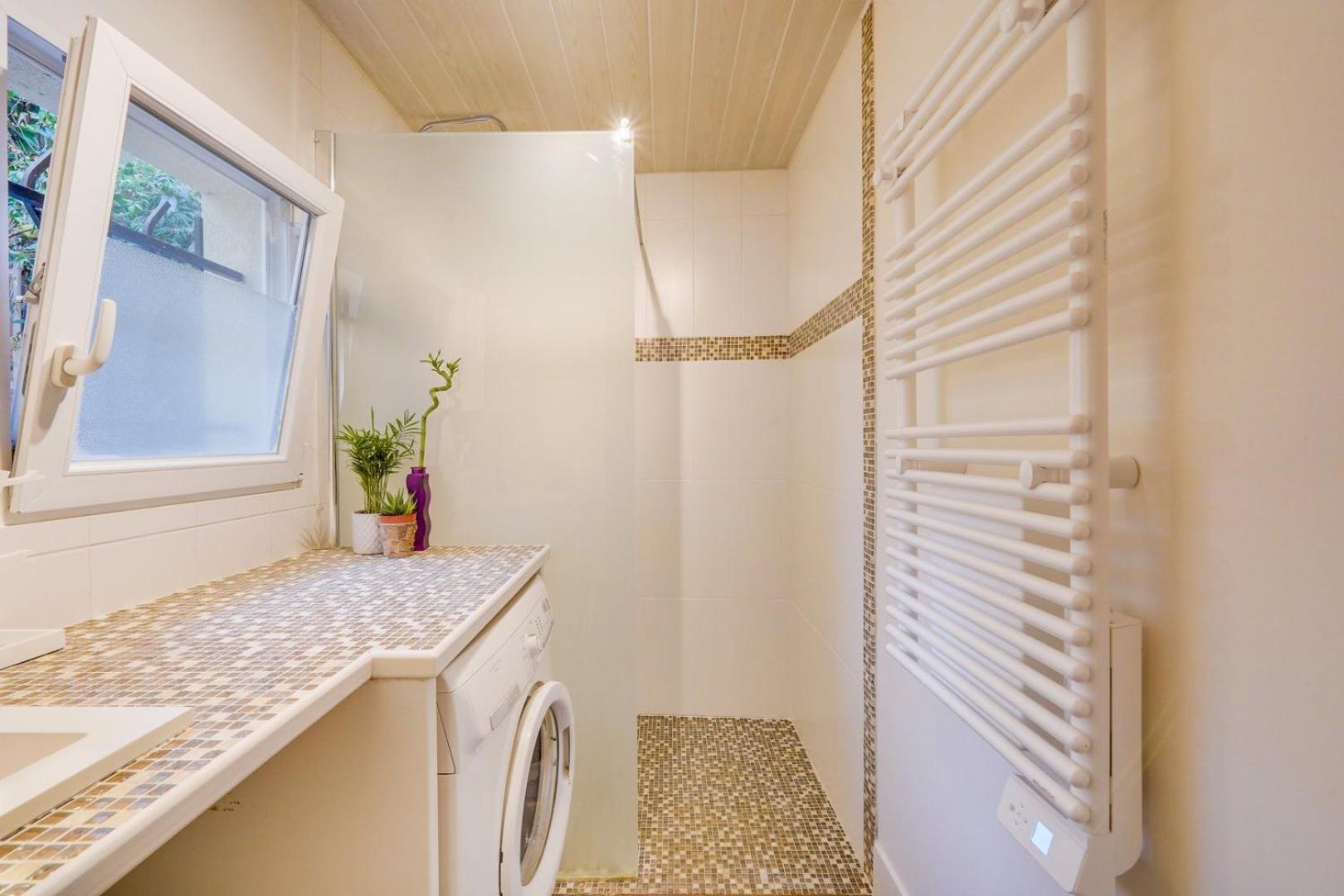 Charming Townhouse With Terrace * Bordeaux