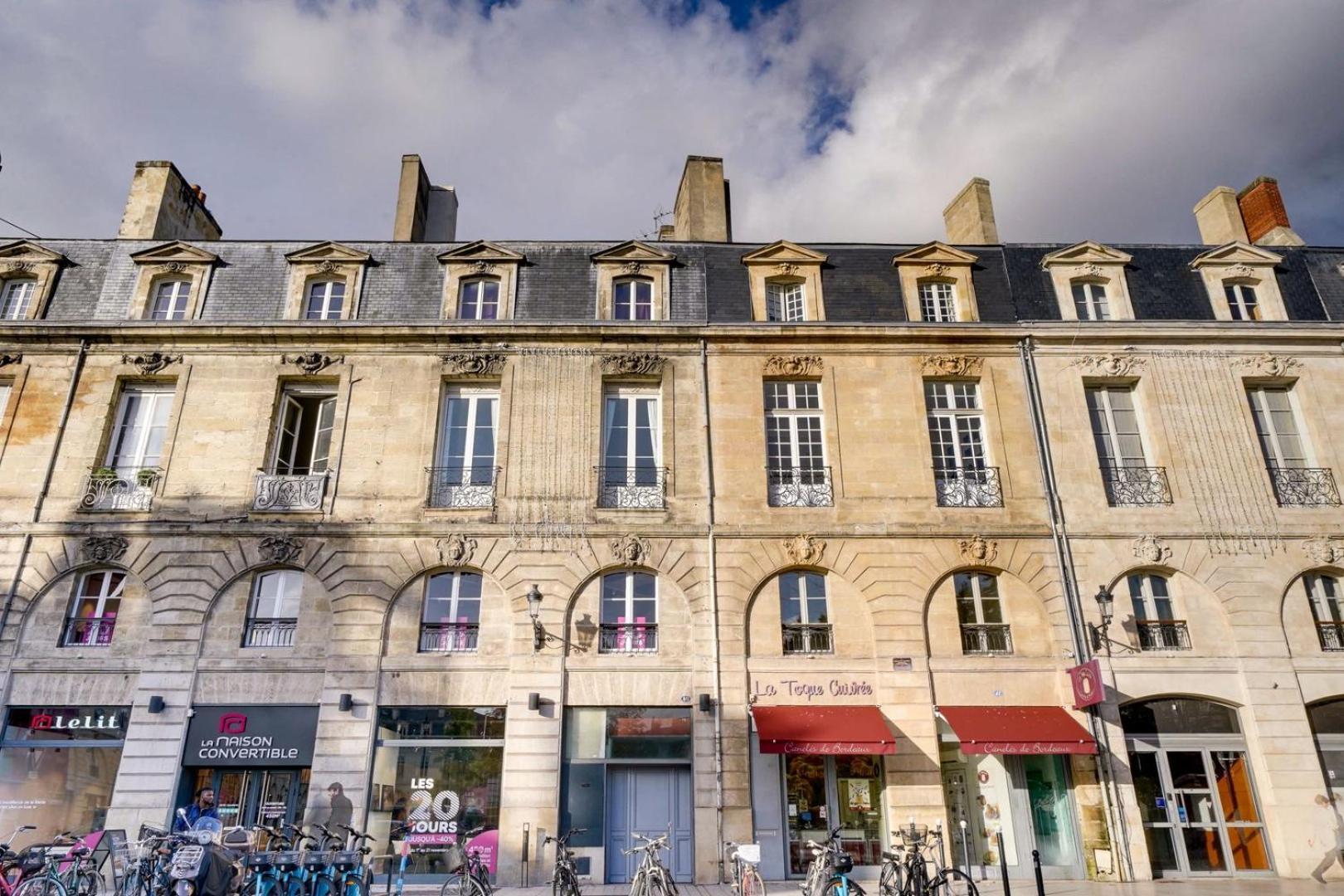 Charming In The Heart Of *
