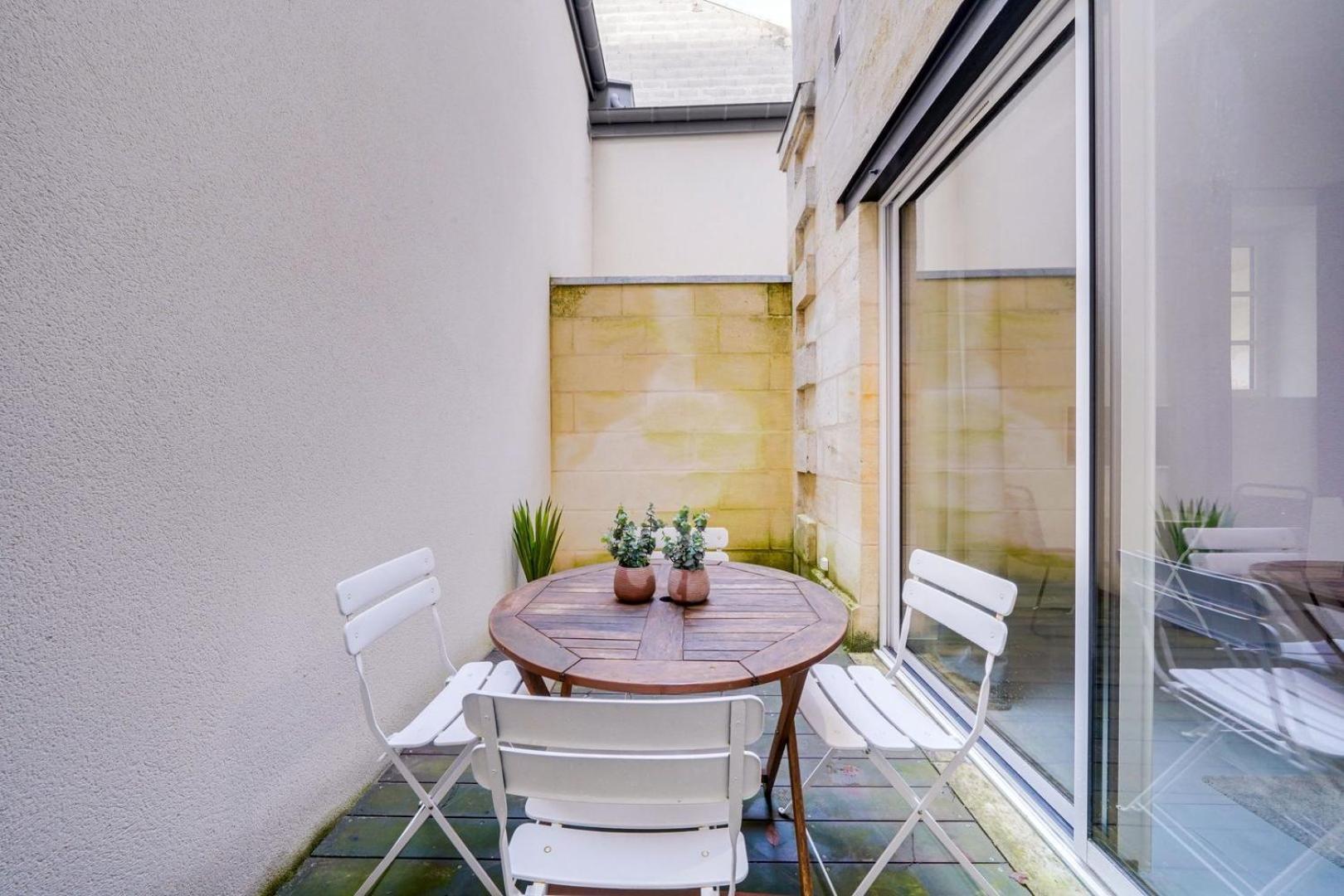 Apartment Beautiful With Private Terrace Bordeaux