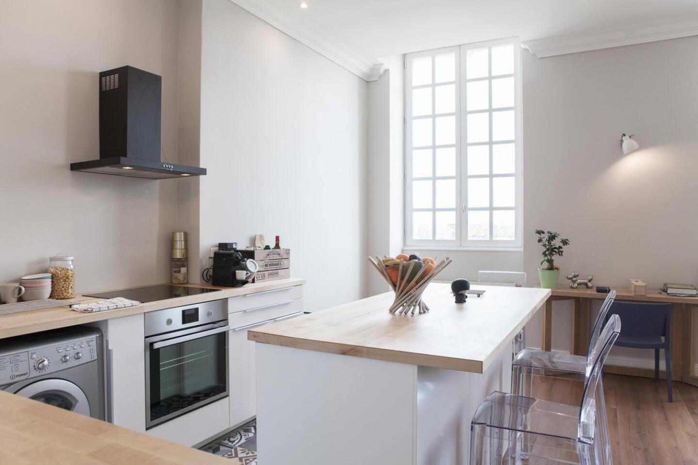 Apartment 60m² - Plein Centre - Vue Quais & Miroir D'eau