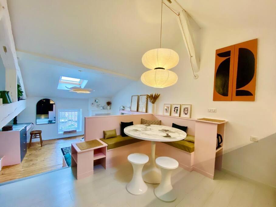 Apartment Cocon Sous Les Toits De *